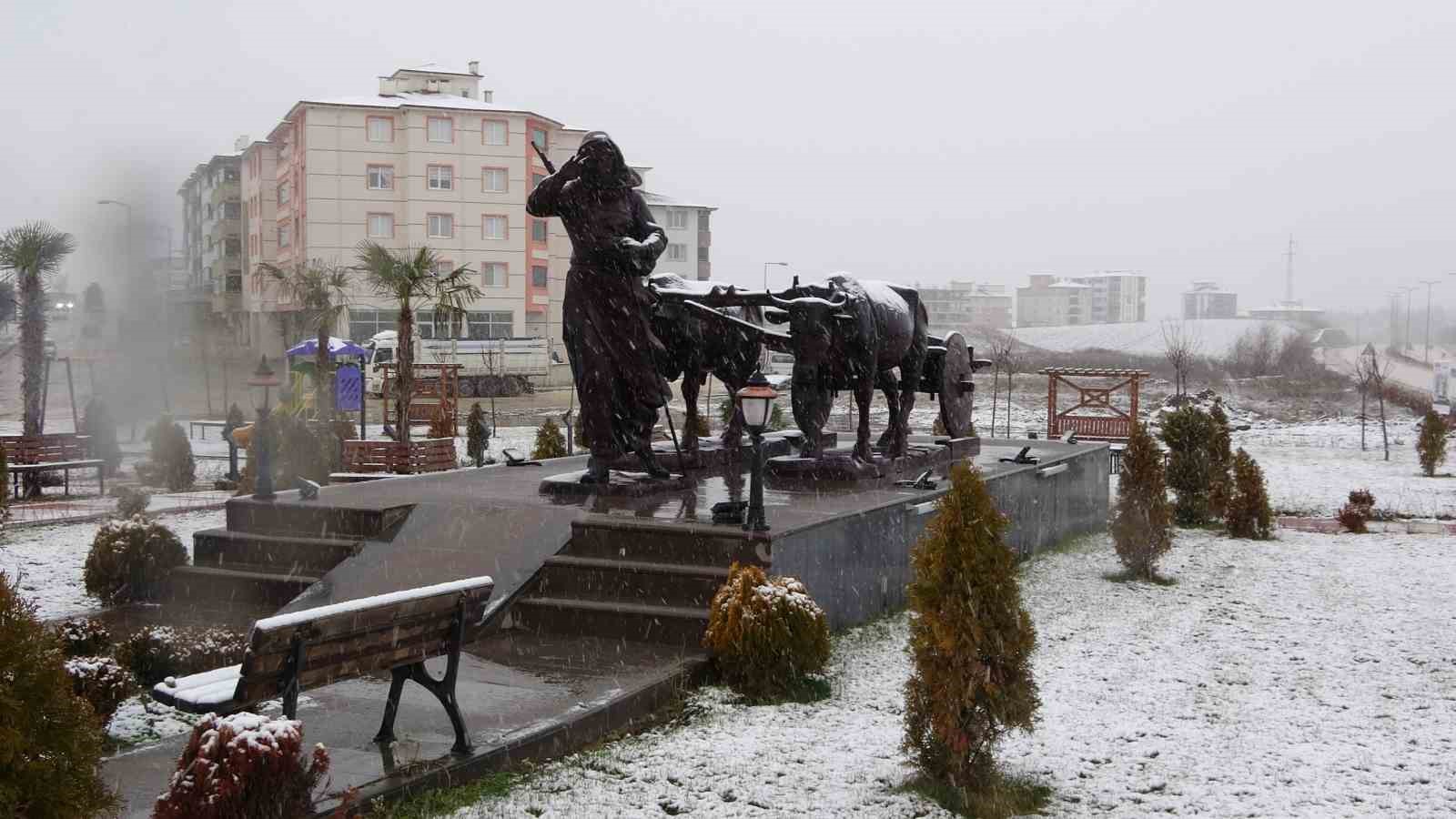 kastamonuda kar yagisi ilceleri beyaza burudu 8 MTphQ558