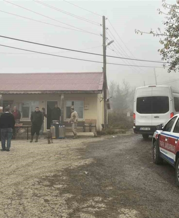 kastamonuda-kayip-anne-ve-oglunu-arama-calismalari-yogun-sis-nedeniyle-sonlandirildi-Zb9ihGcY.jpg