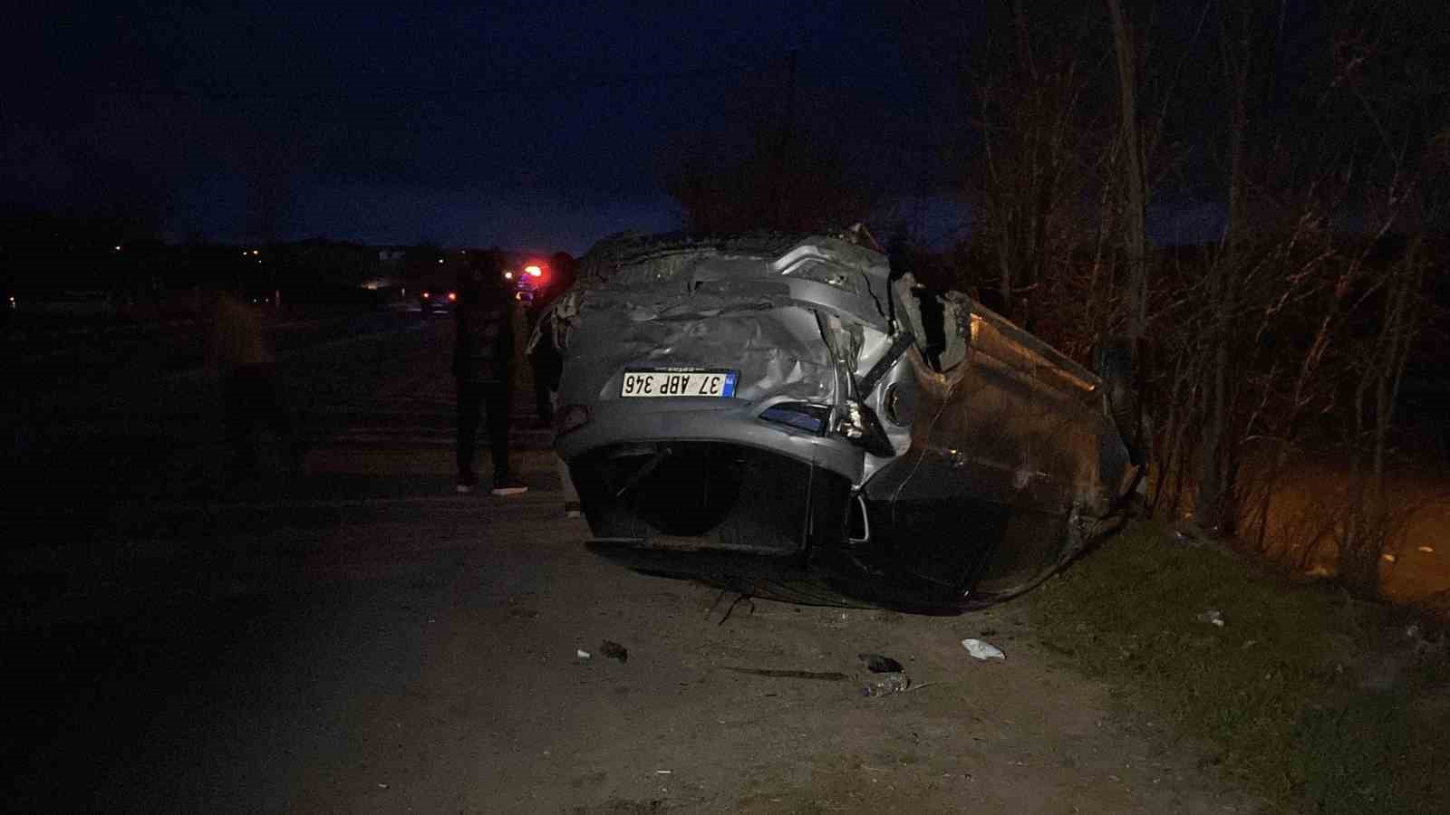 kastamonuda minibus ile hafif ticari arac carpisti 7 yarali 4 WcYDtXfR