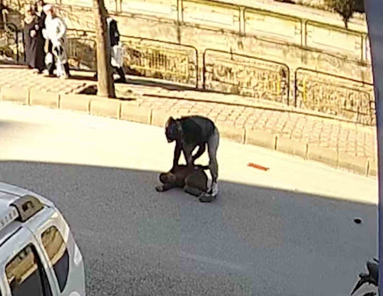 kastamonuda motosiklet ile scooter carpisti 9 yasindaki cocuk agir yaralandi 1 FaUhPz6Y
