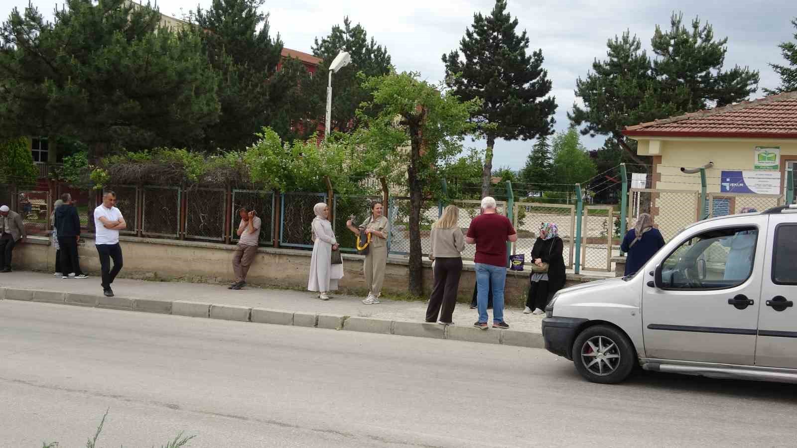 Kastamonu’da öğrencilerin LGS heyecanı başladı 8 kastamonuda ogrencilerin lgs heyecani basladi 4 bgv8n8Bq