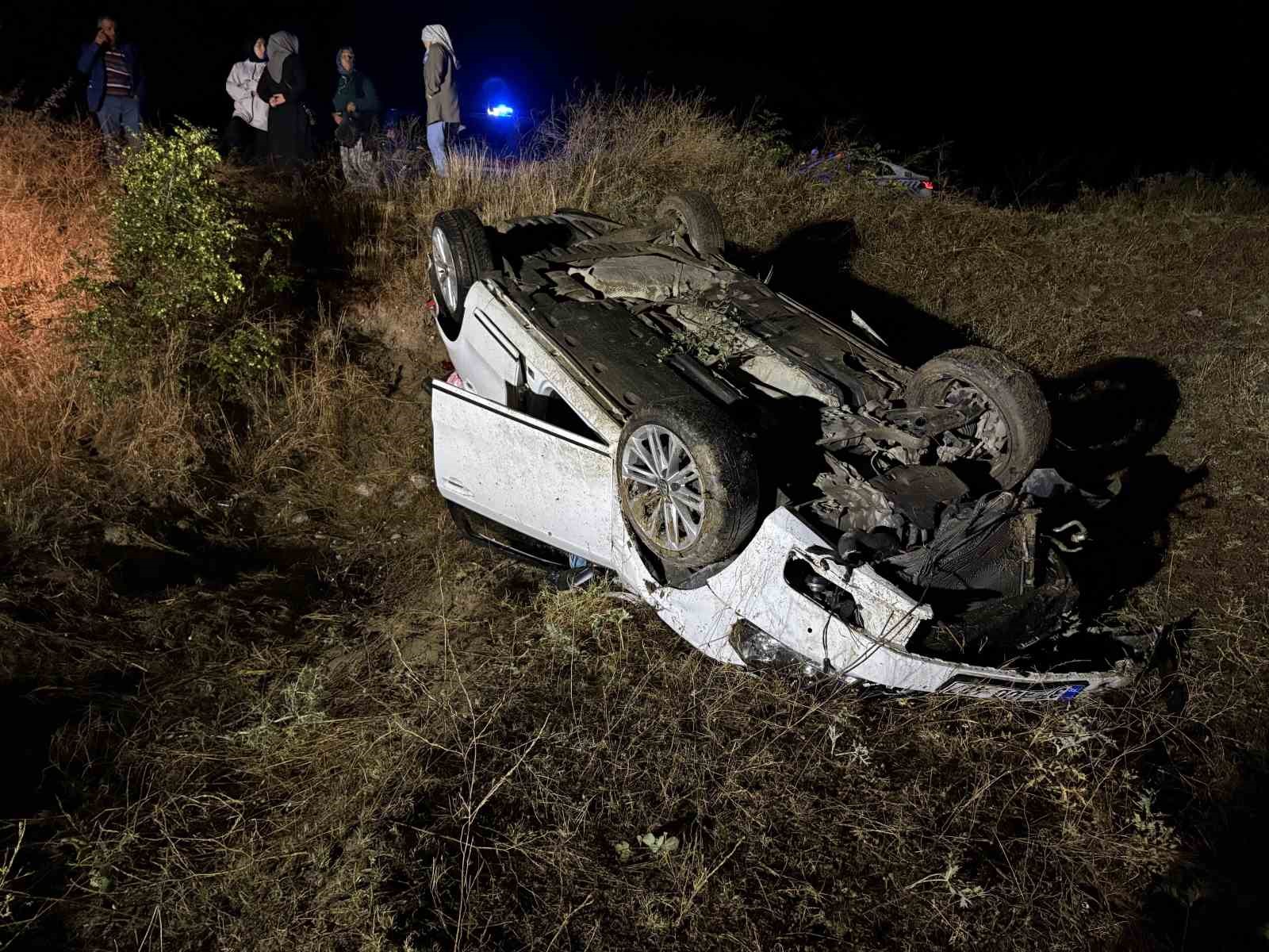 Kastamonu’da otomobil şarampole yuvarlandı: 1 yaralı 4 kastamonuda otomobil sarampole yuvarlandi 1 yarali 0 gmEjeBJf