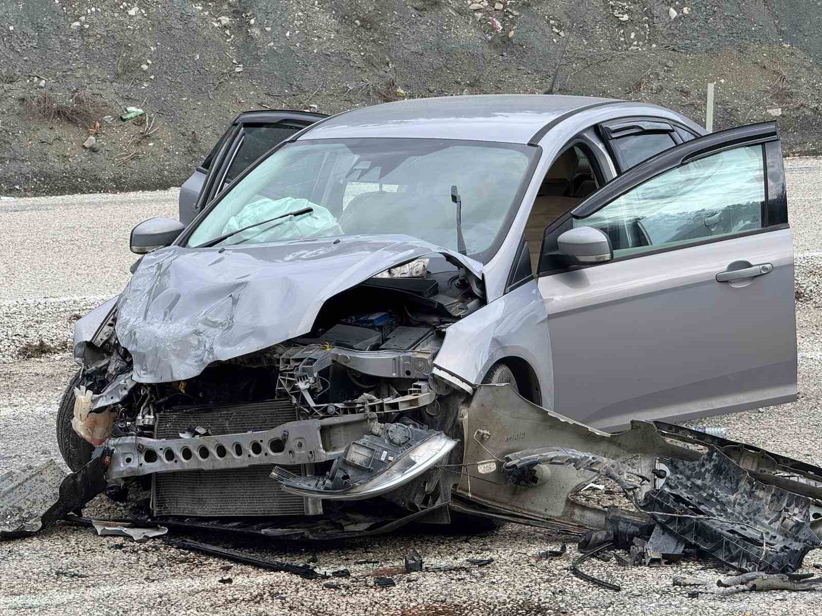 kastamonuda pikap ile otomobil carpisti eski belediye baskani yaralandi 5 h7FW6nd5