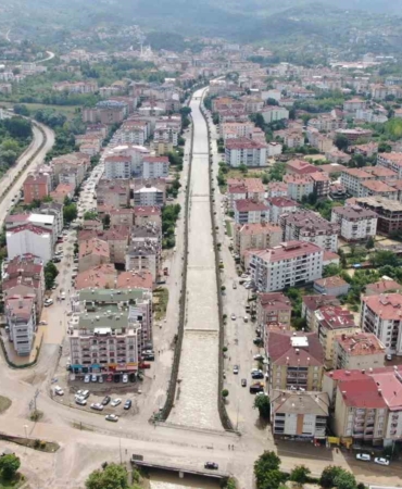 kastamonuda-saganak-kabusa-dondu-12-kisi-tahliye-edildi-6-koy-yolu-ulasima-kapandi-n4zDEJxk.jpg