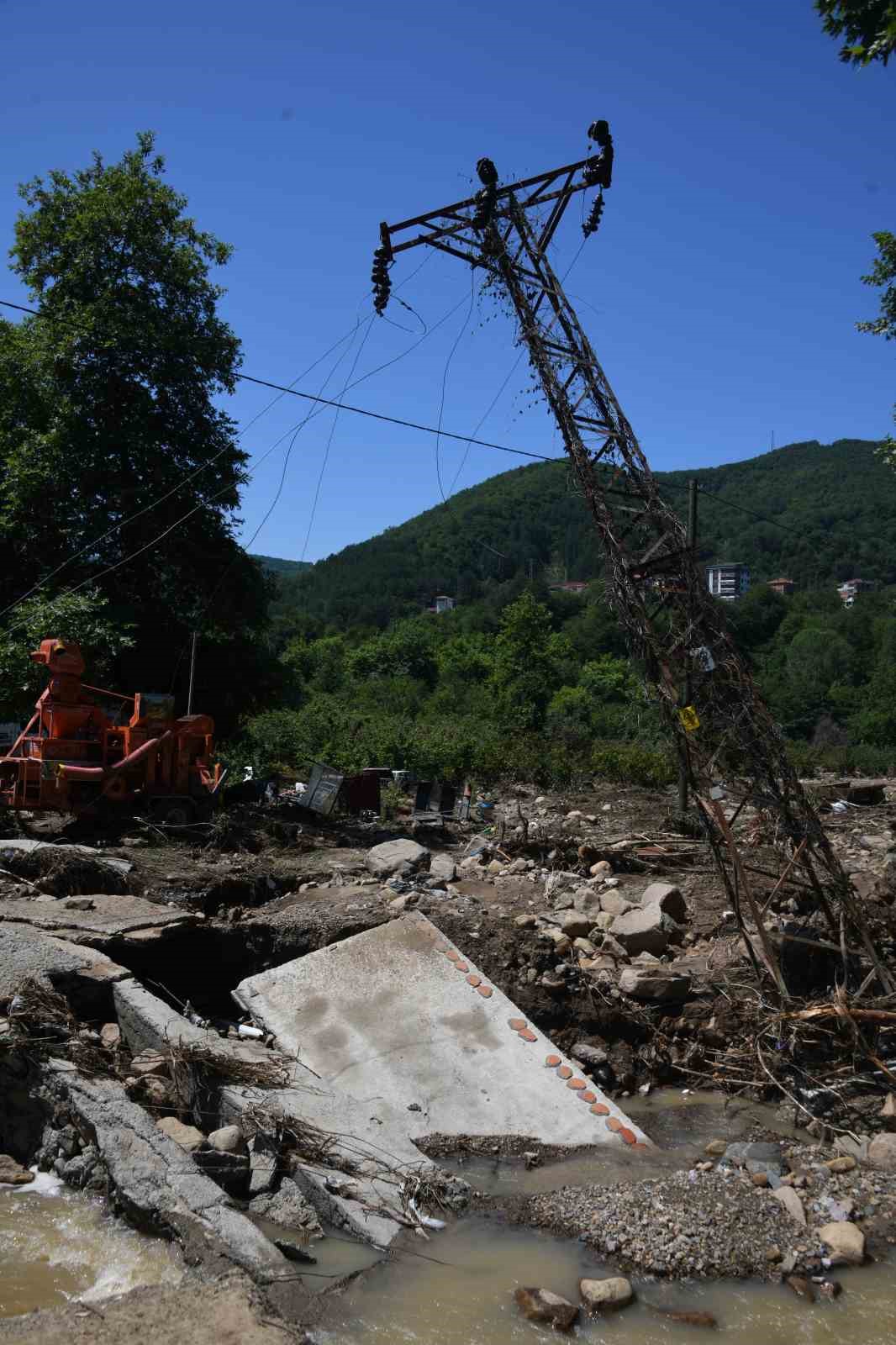 kastamonuda selden etkilenen koylerde yaralar sariliyor 12 YdsbIuHs