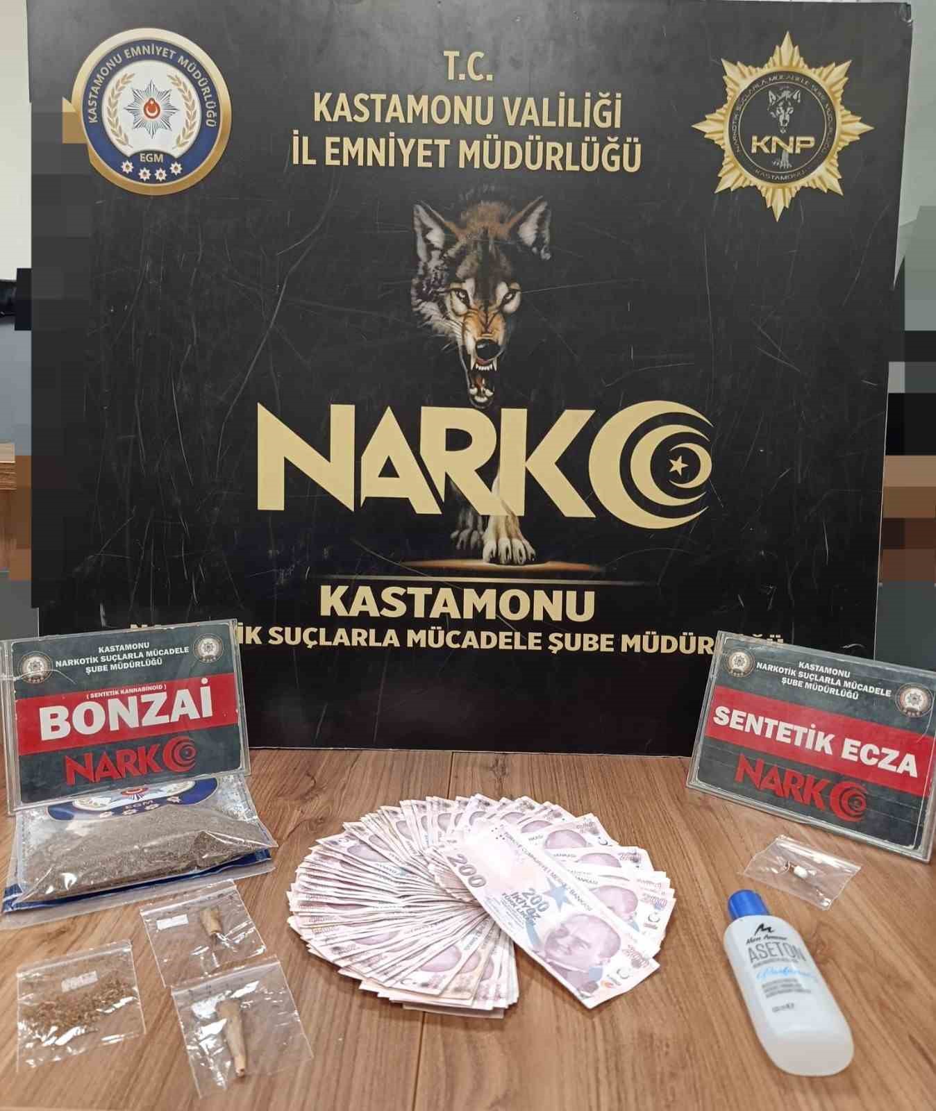 kastamonuda sokak saticilarina yonelik operasyon 1 sahis tutuklandi 4 jt8wODbF
