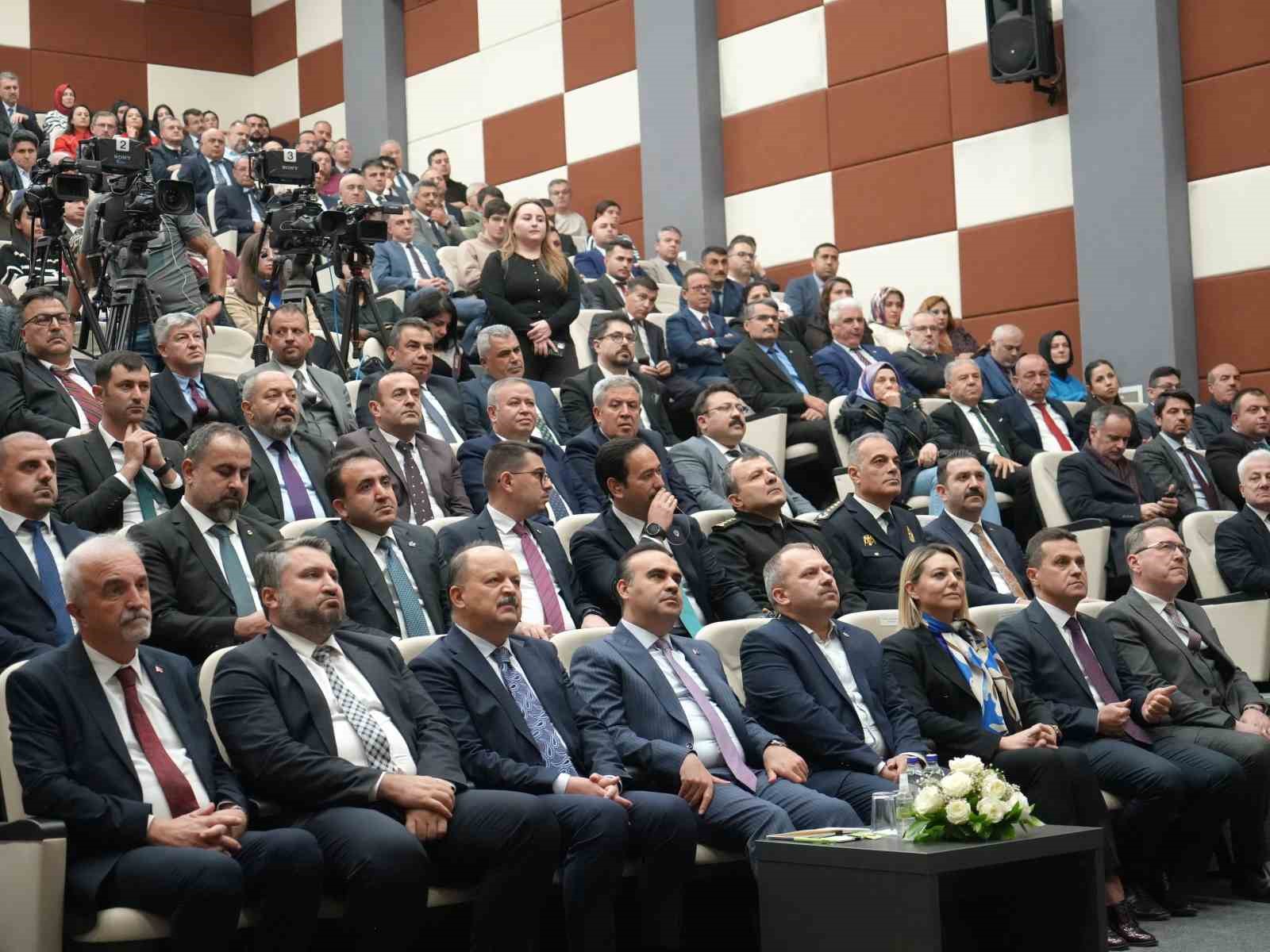 kastamonuda tamamlanan 13 projenin acilisini bakan kacir yapti 3