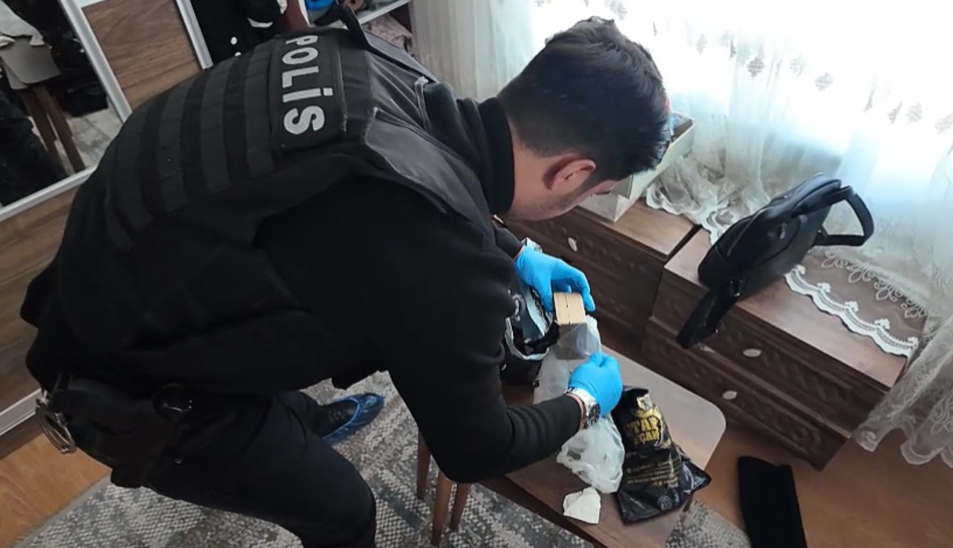 kastamonuda tefecilik operasyonu 3 gozalti 2 PRc4auyJ