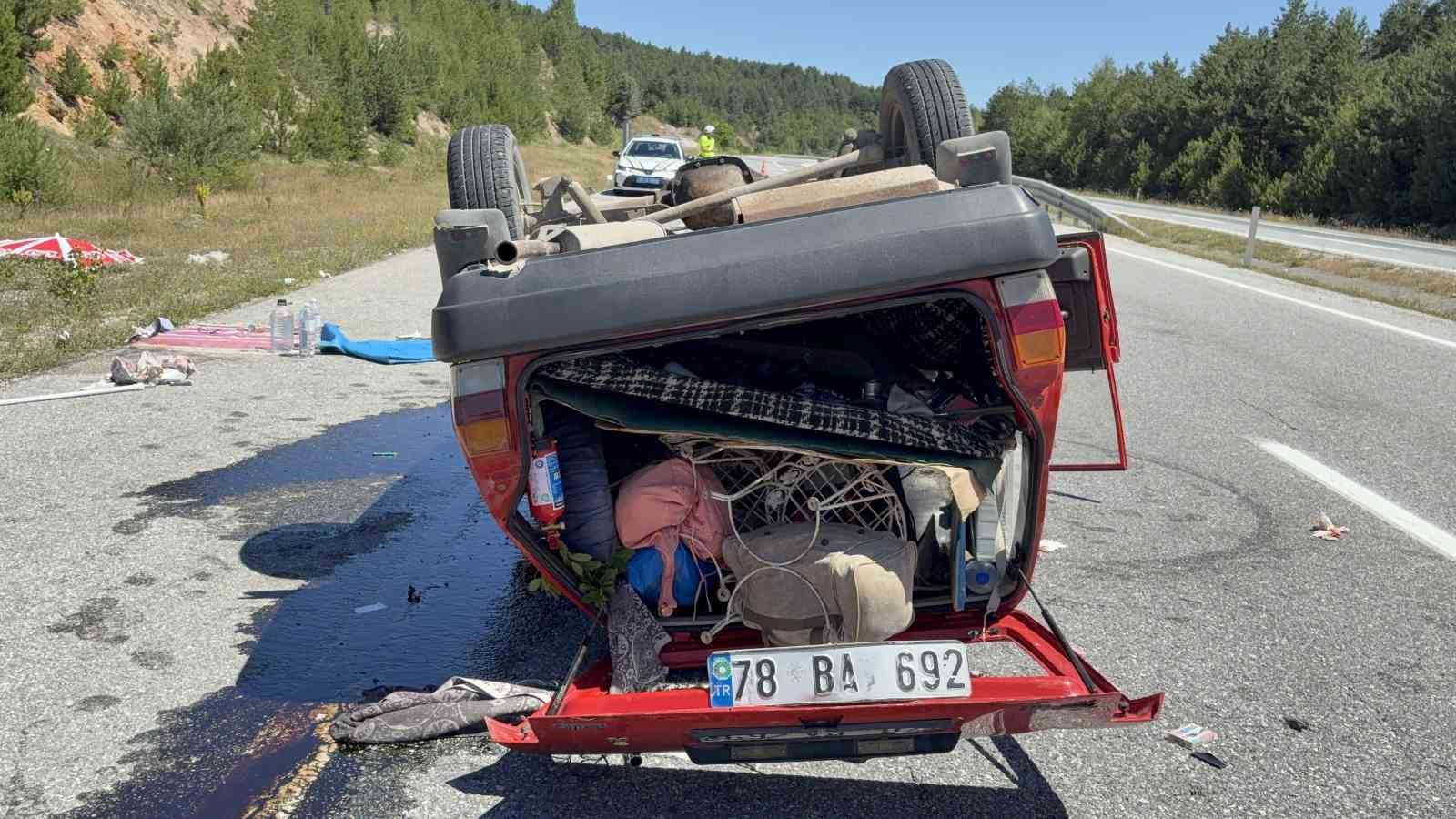 kastamonuda tofas marka otomobil takla atti 3 yarali 4 4jCsenNt