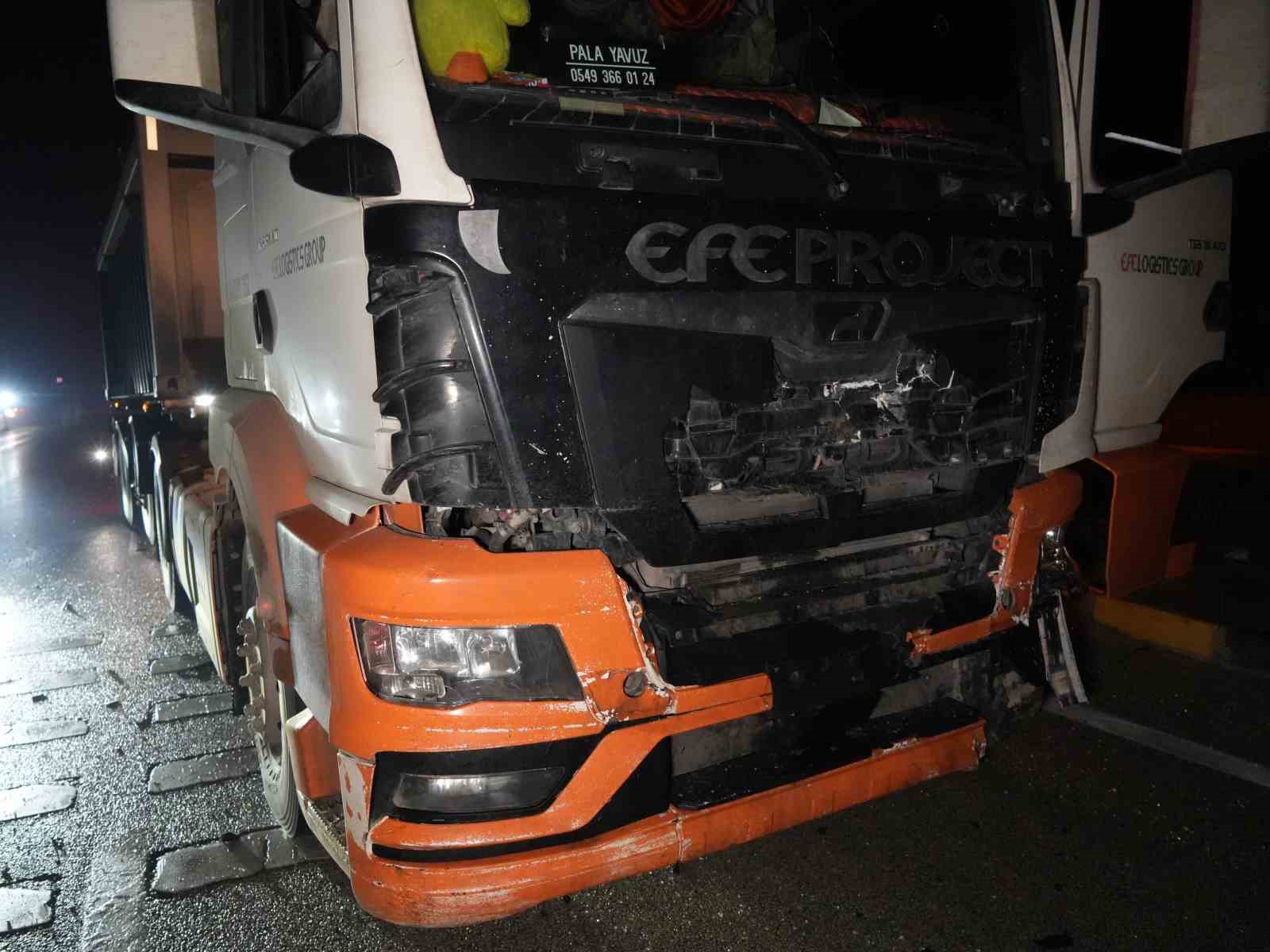 kastamonuda zincirleme trafik kazasinda tofas hurda yiginina dondu 4 4lYqleT1