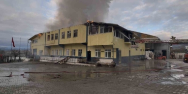 kastamonudaki-fabrika-yangini-kontrol-altina-alindi-8yVaCUYK.jpg