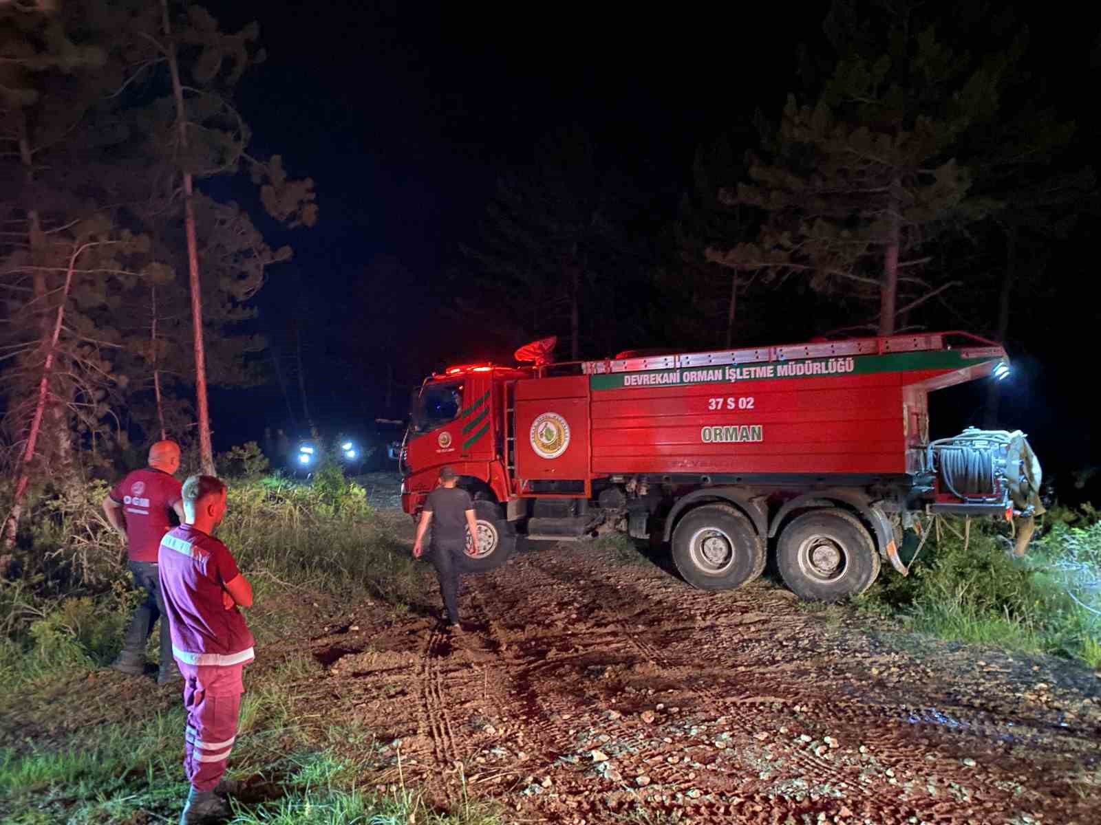 kastamonudaki orman yangini kontrol altina alindi 0 IBIyljka