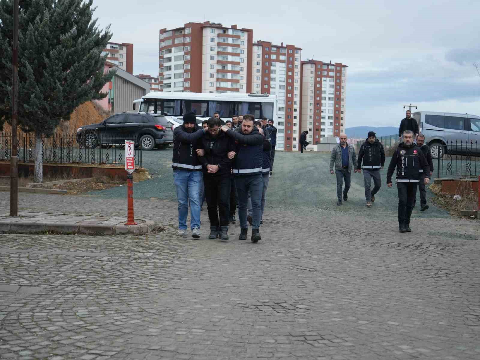 kastamonudaki uyusturucu operasyonunda 3 tutuklama 1 eInIgHsG