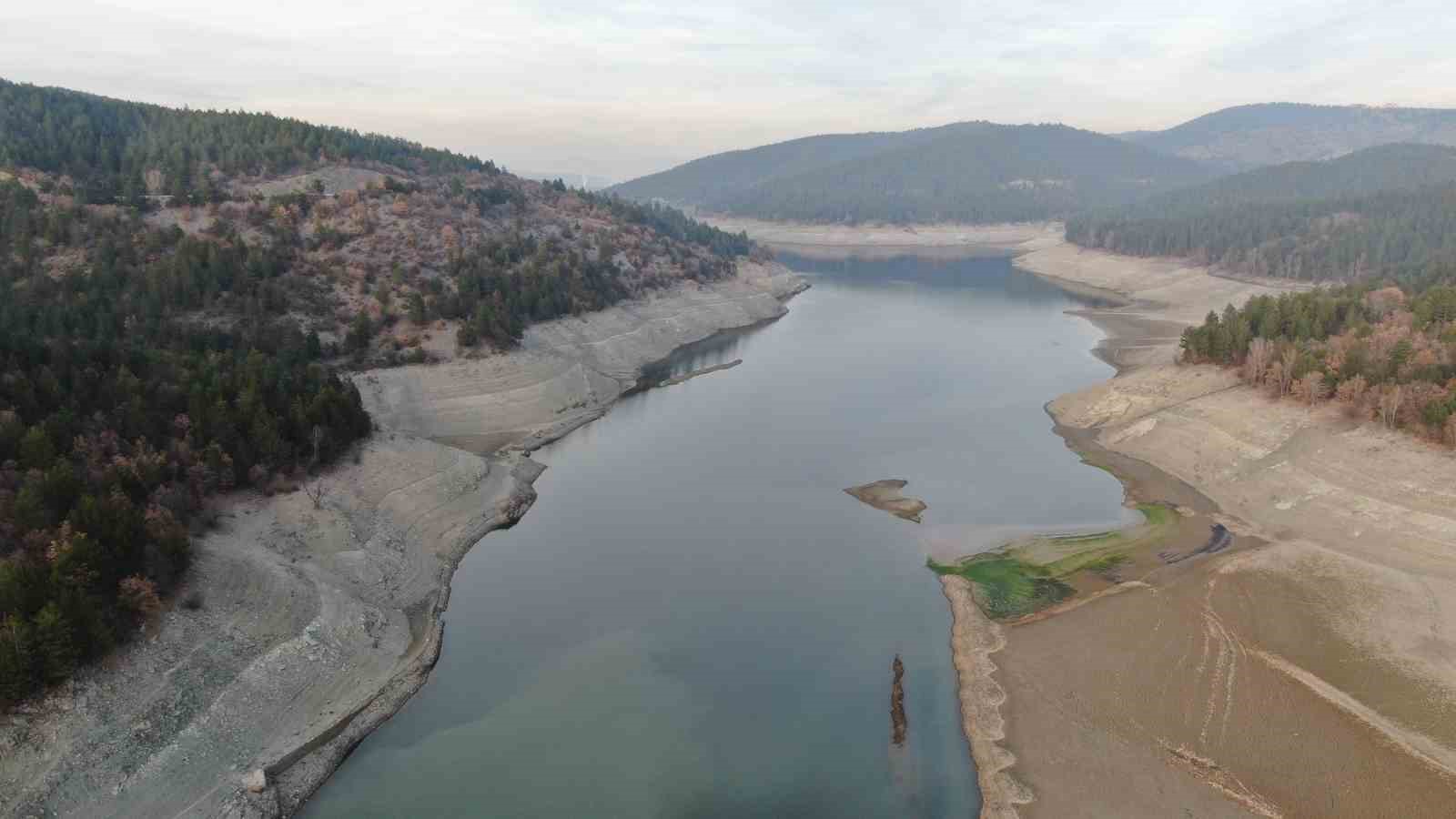 kastamonunun su ihtiyacini karsilayan baraj golunun buyuk kismi kurudu 6 Bh1z7LDk