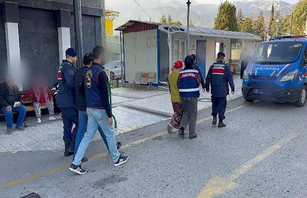 Katalogla yabancı gelin tuzağı 5 katalogla yabanci gelin tuzagi 1 VAeLXVJz