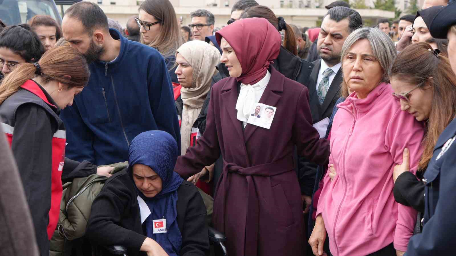katarda helikopterin dusmesi sonucu sehit olan aselsan teknisyenleri icin toreni duzenlendi 7 IXiBWGa7