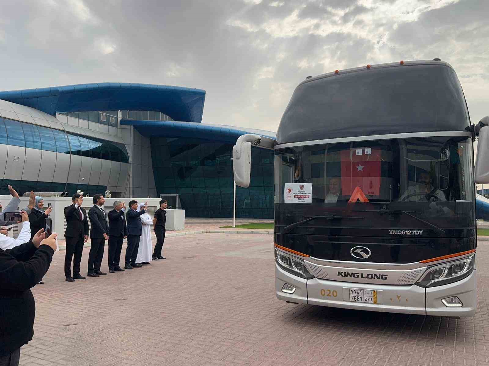 katarda mahsur kalan sporcular turkiyeye donmek uzere ugurlandi 1 vrHFG3eS