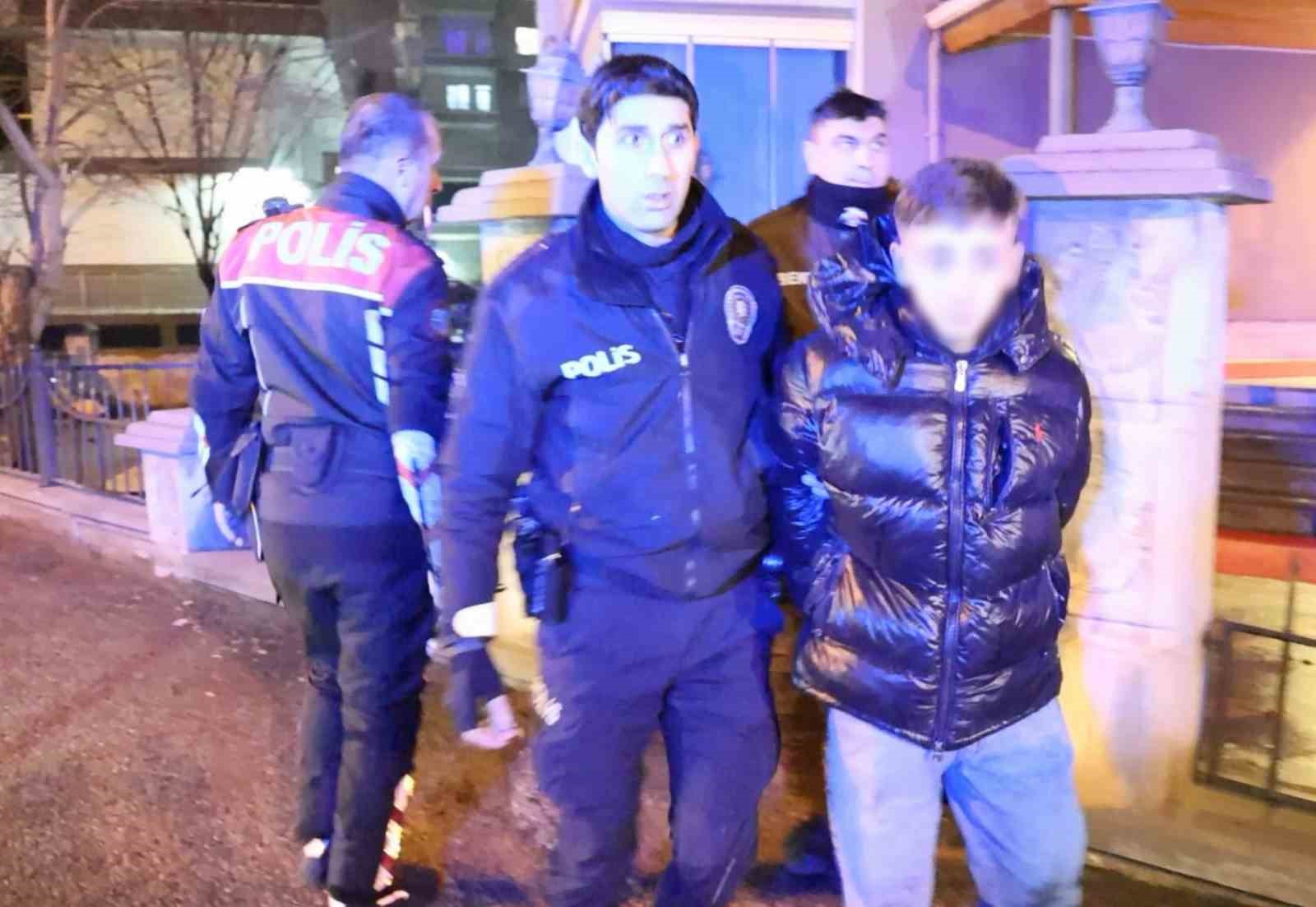 kavga edip kactilar polisin kovalamacasiyla yakalandilar 10 dsJfRfS2