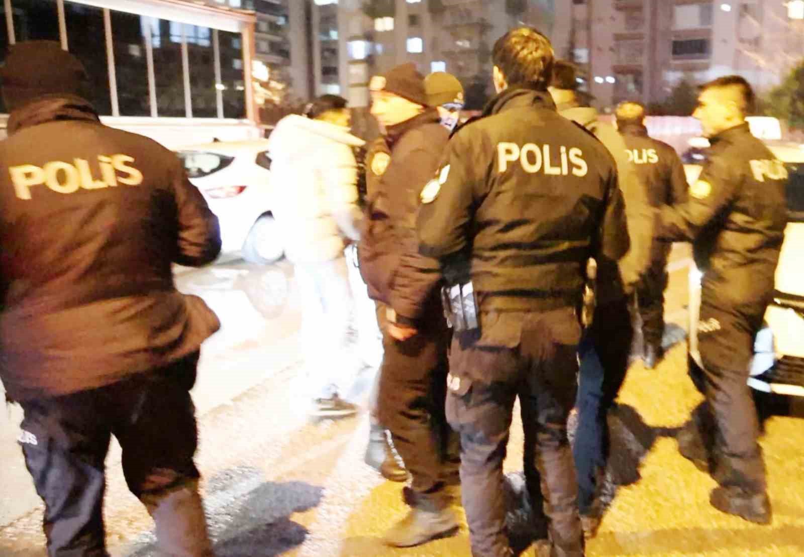 kavga edip kactilar polisin kovalamacasiyla yakalandilar 9 5dv2X5hL