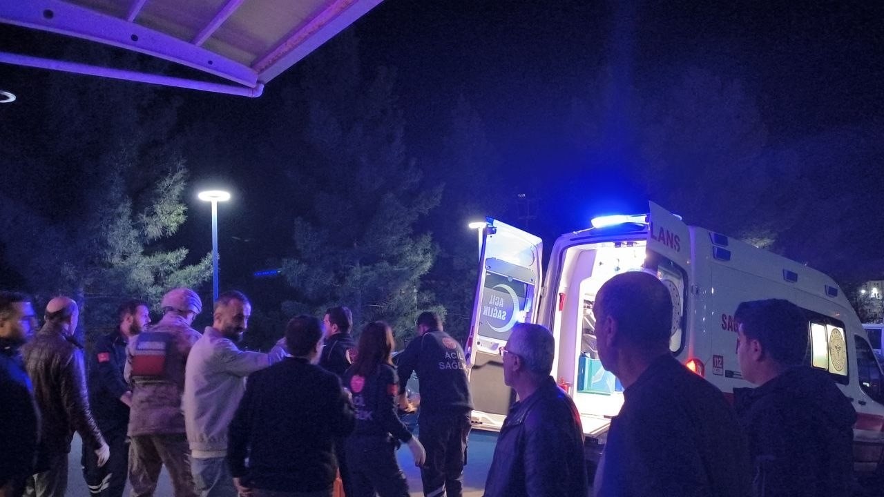 kavgayi ayirmak isterken bacagindan vuruldu 0 ncWHf1hF