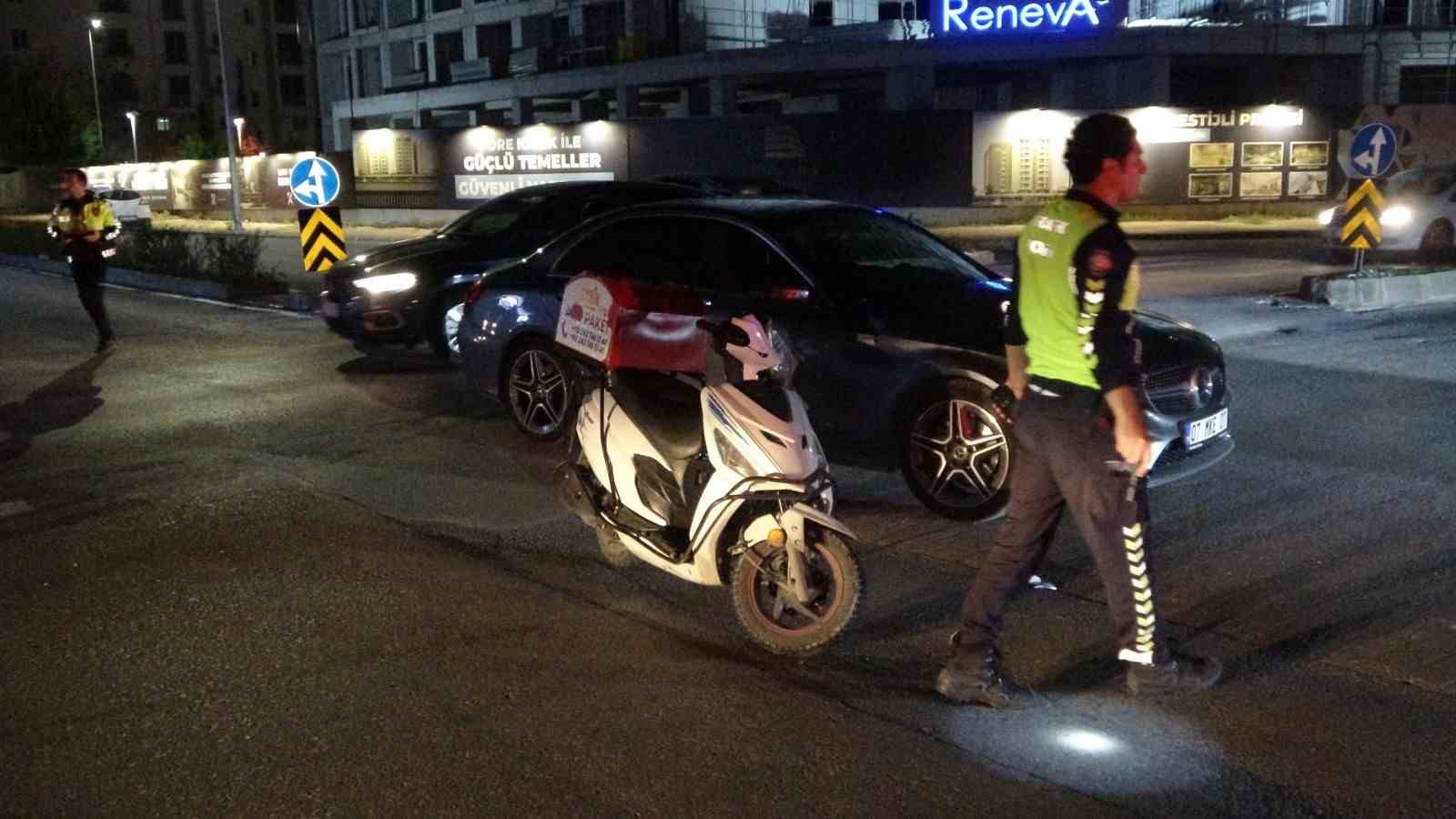 kavsakta motosikletle otomobil carpisti 1 yarali 1 wurLVDBN