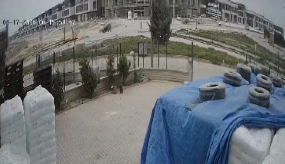 kavsakta takla attiran kaza ucuz atlatildi 2 VPvNhrgI