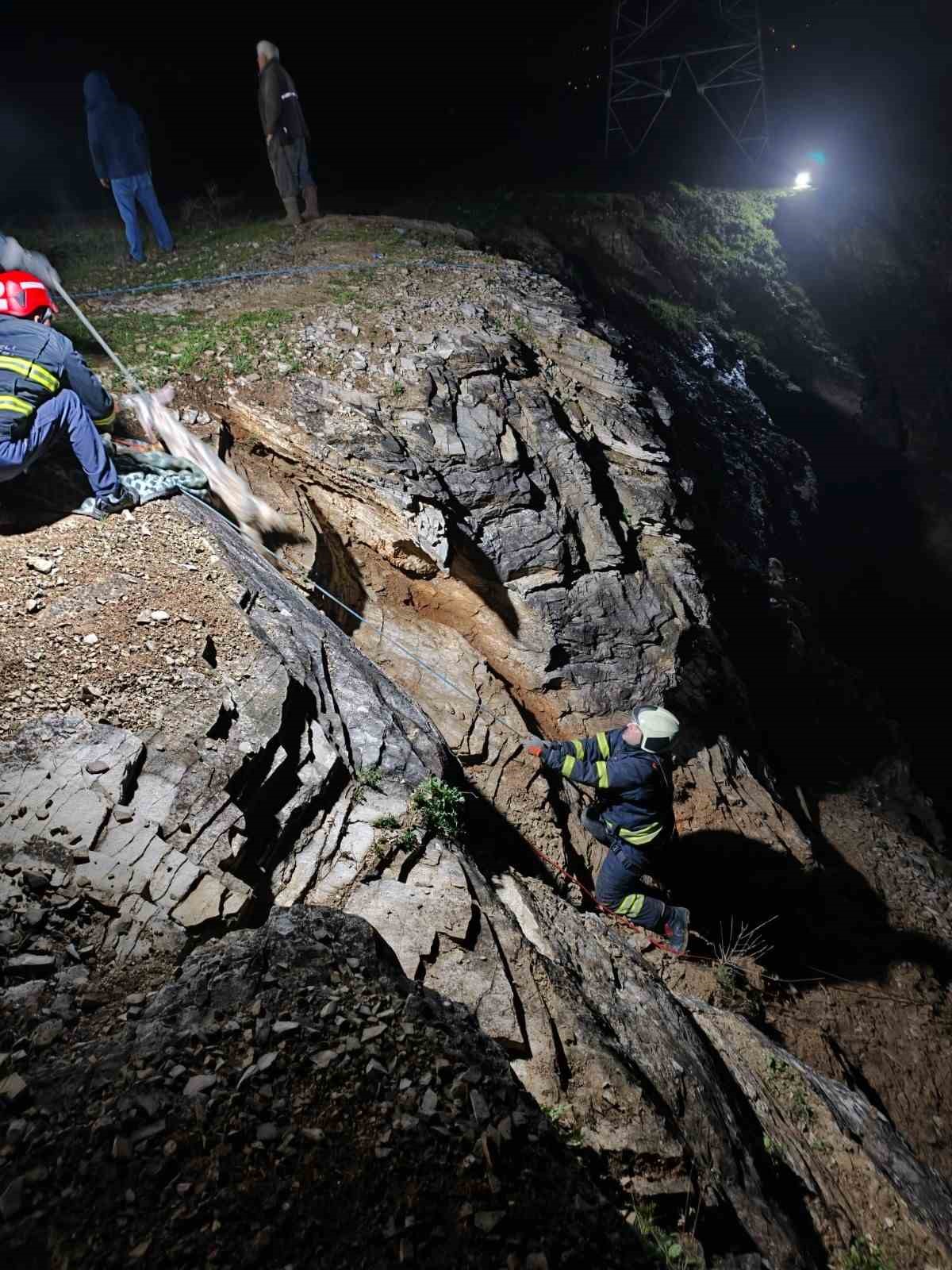 kayaliklardaki suruye cansiparane kurtarma 4 tWlapIpt