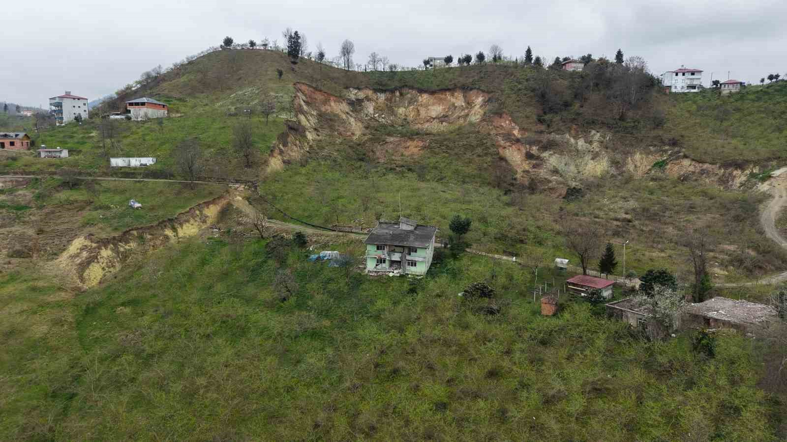 kayan mahalleye konteyner destegi 13 CiF7HY4l