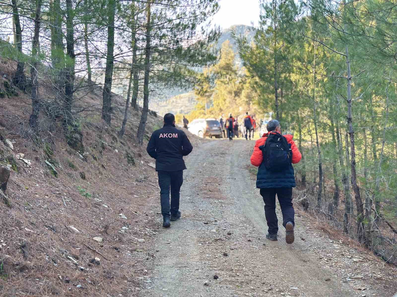 kaybolan 16 yasindaki hatice icin arama calismasi baslatildi 1