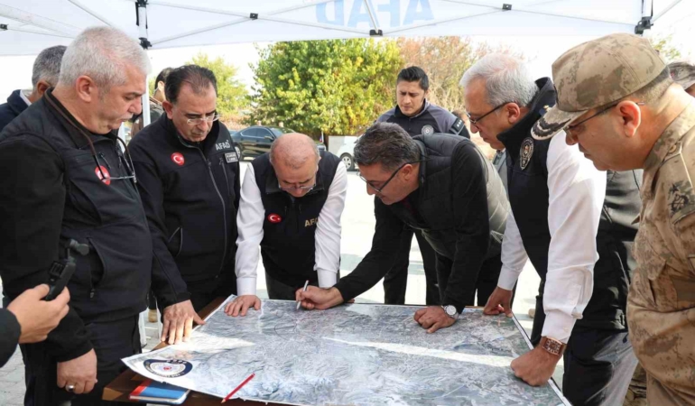 kaybolan-otizmli-cocuk-35-kilometrelik-alanda-araniyor-BaDANFyw.jpg