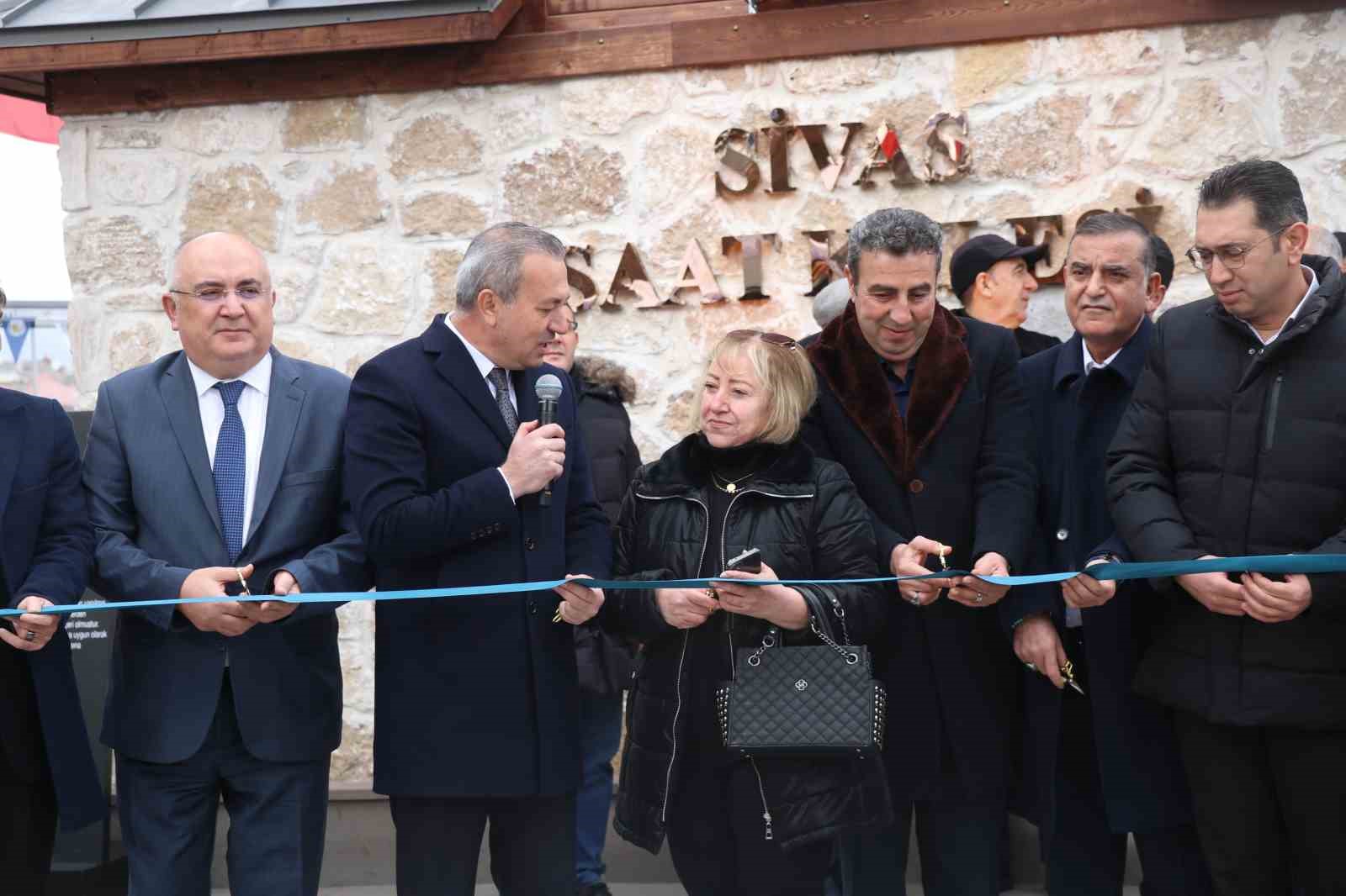 kaybolan tarihi saat kulesi yeniden insa edildi 5 g79pXHPU