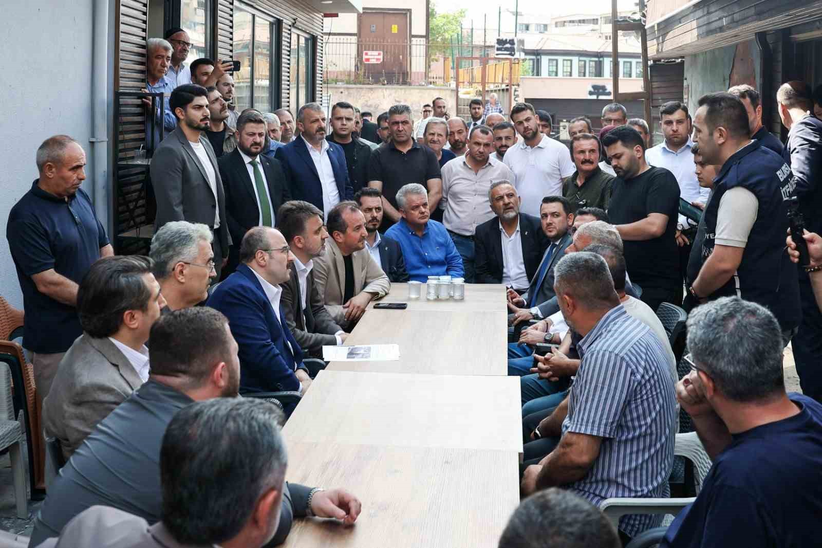 Kayhan Çarşısı’nda yaralar sarılıyor 6 kayhan carsisinda yaralar sariliyor 2 9RWRWPhu