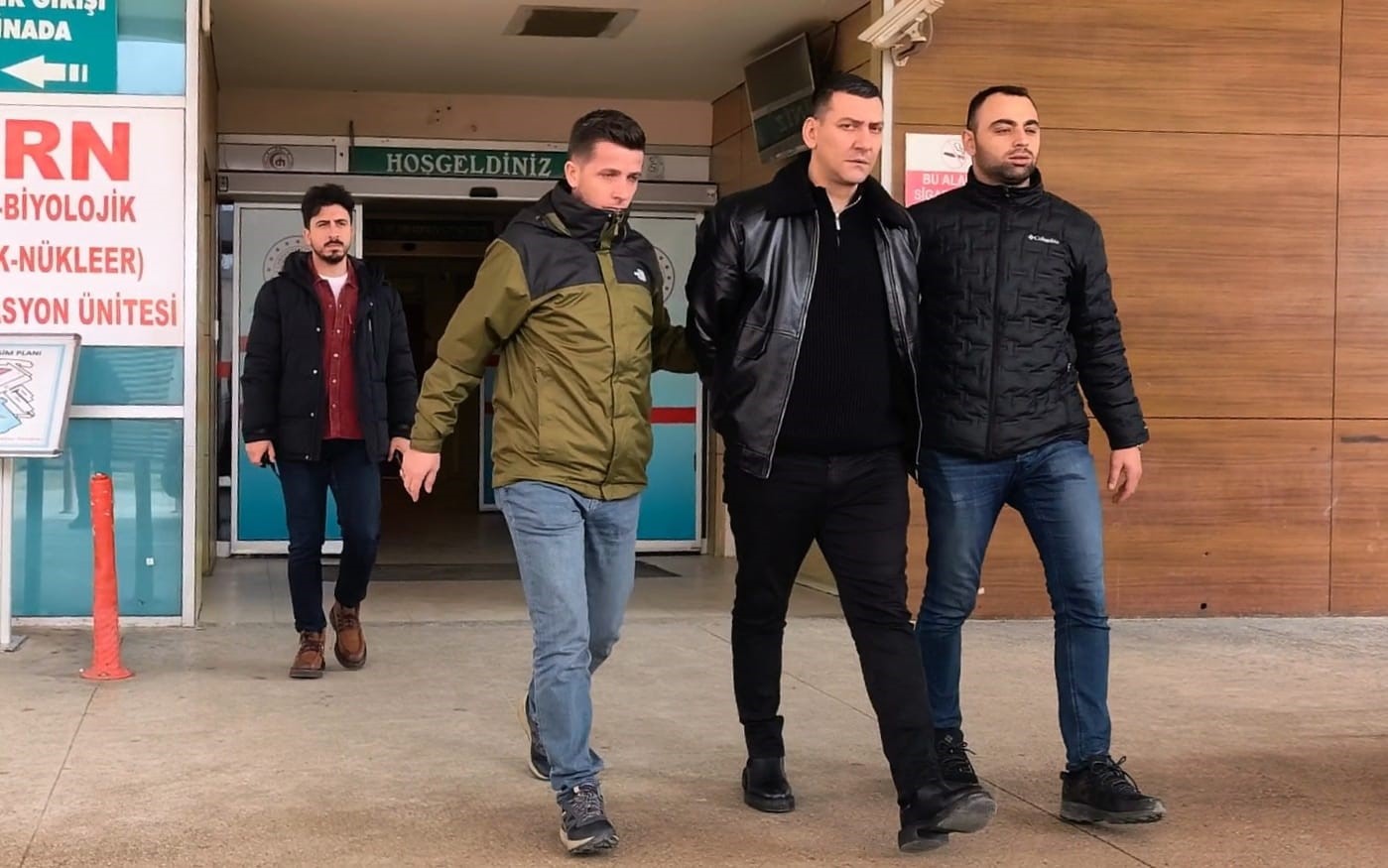 kayinbabasini olduren kayinbiraderini yaralayan damat tutuklandi 1 emMznOY1