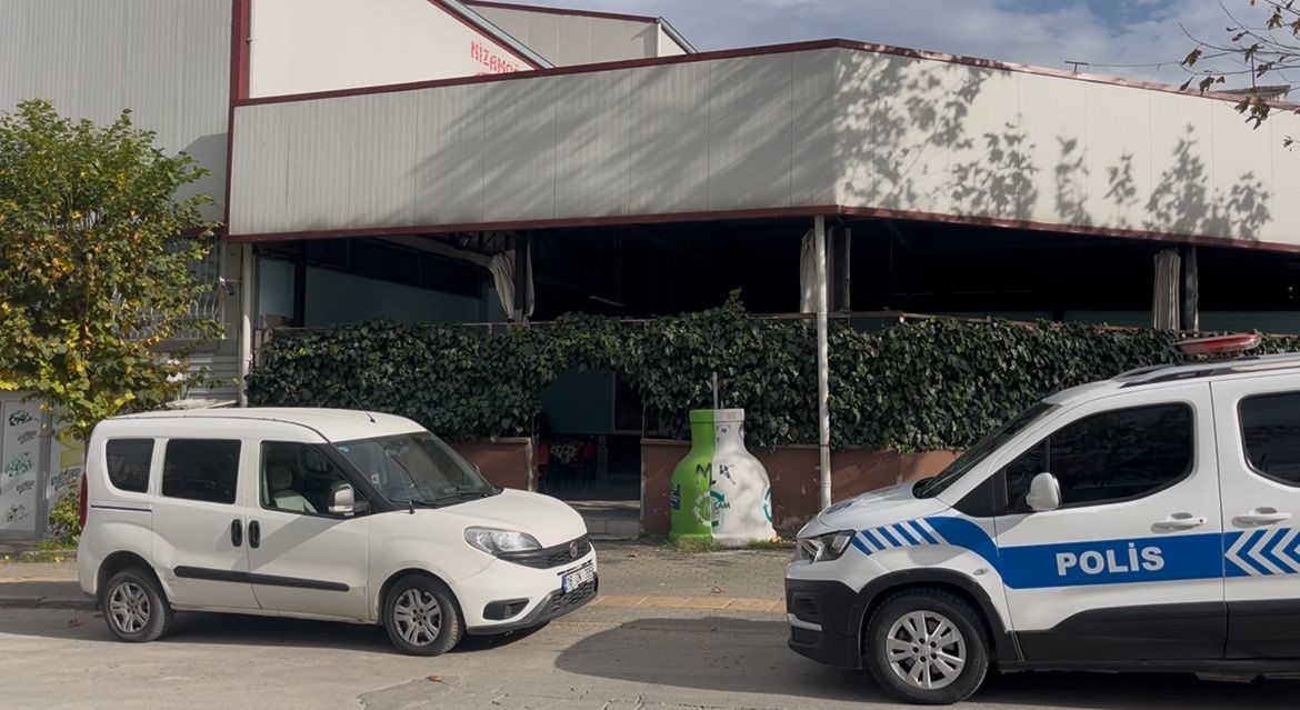 Kayınpederini tehdit edince, tüfekle kahvehanede basıldı: 30 suç kaydı bulunan eski damadını darp edip bıçakladı 4 kayinpederini tehdit edince tufekle kahvehanede basildi 30 suc kaydi bulunan eski damadini darp edip c1WiUeQf