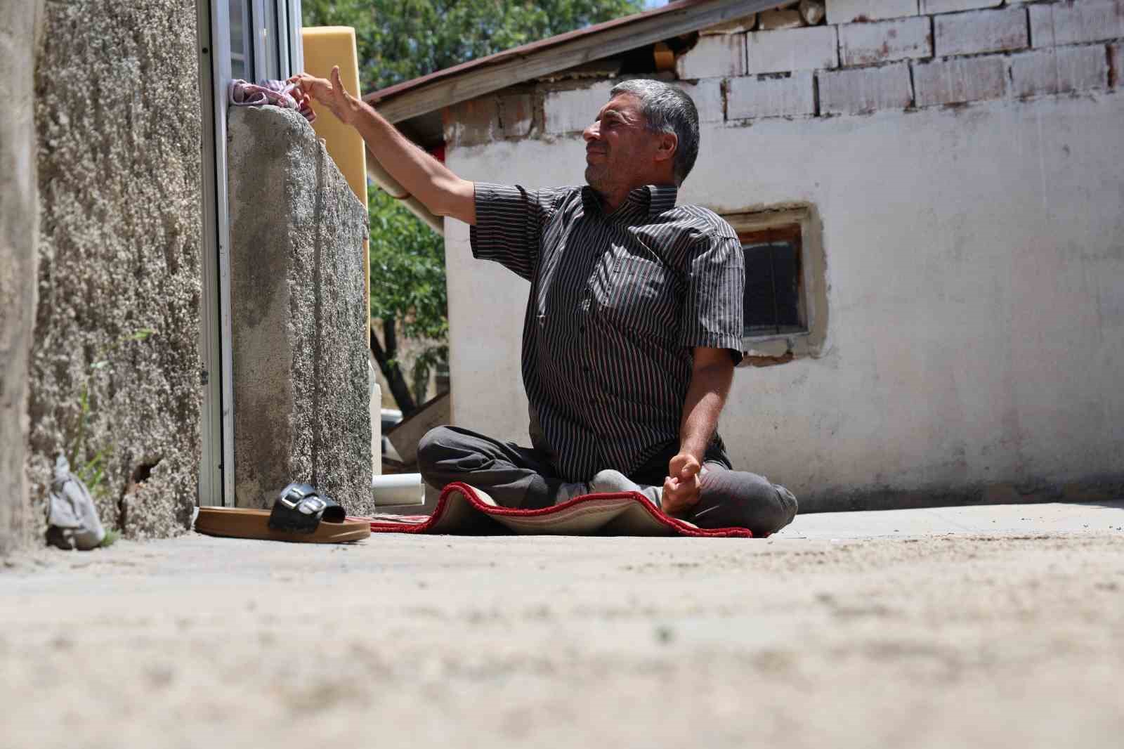 kayinvalidesi vefat eden gelin 7 yildir engelli kayinbiraderine bakiyor 4 YalCmktq