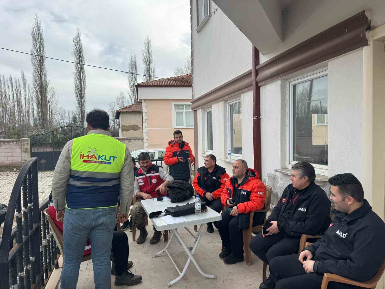 kayip alzaymir hastasi 16 saat sonra derede olu bulundu 1 OEcIWniy