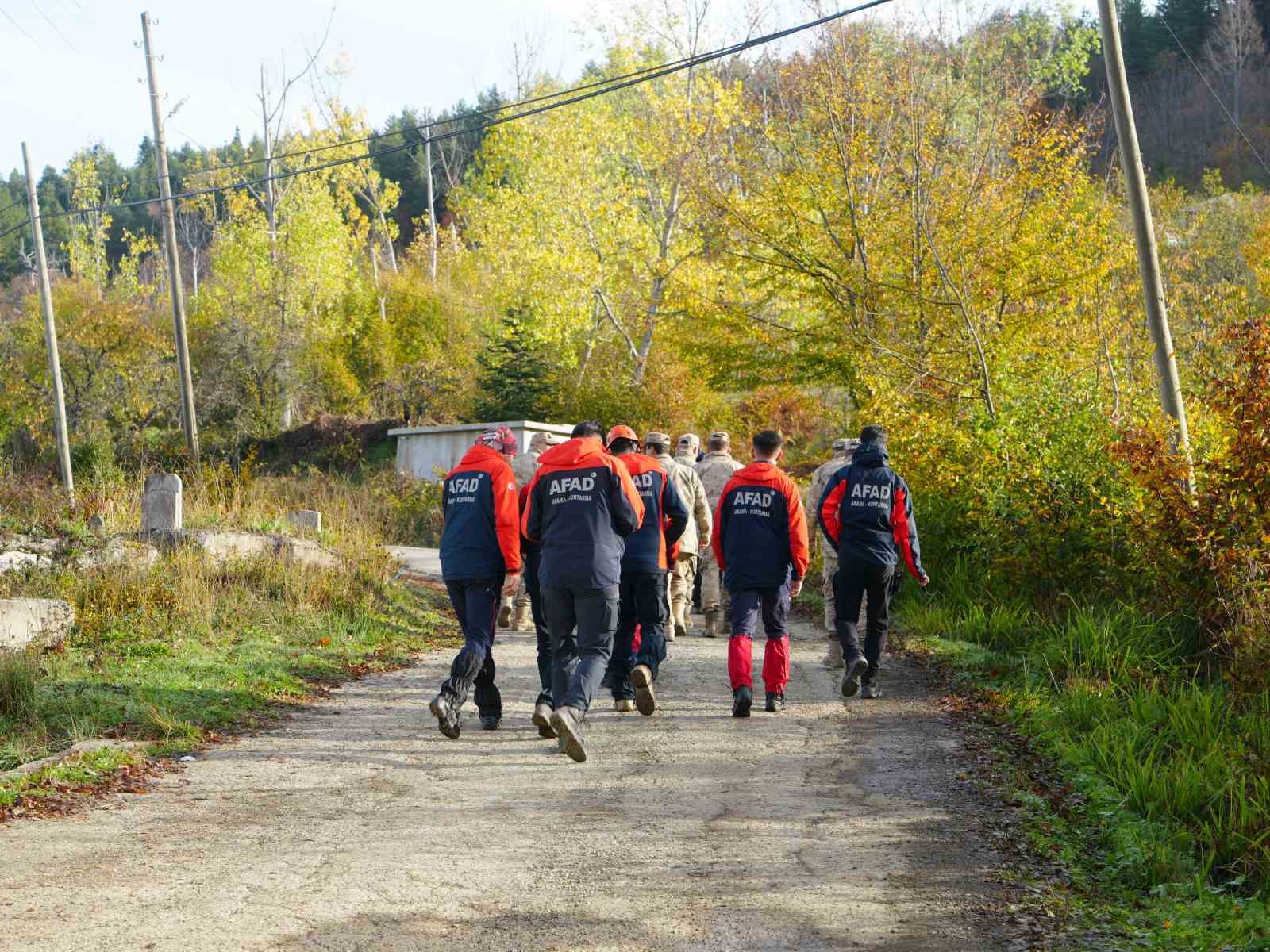 kayip anne ve oglunu arama calismalari altinci gununde devam ediyor 5 NdPv8eJ2