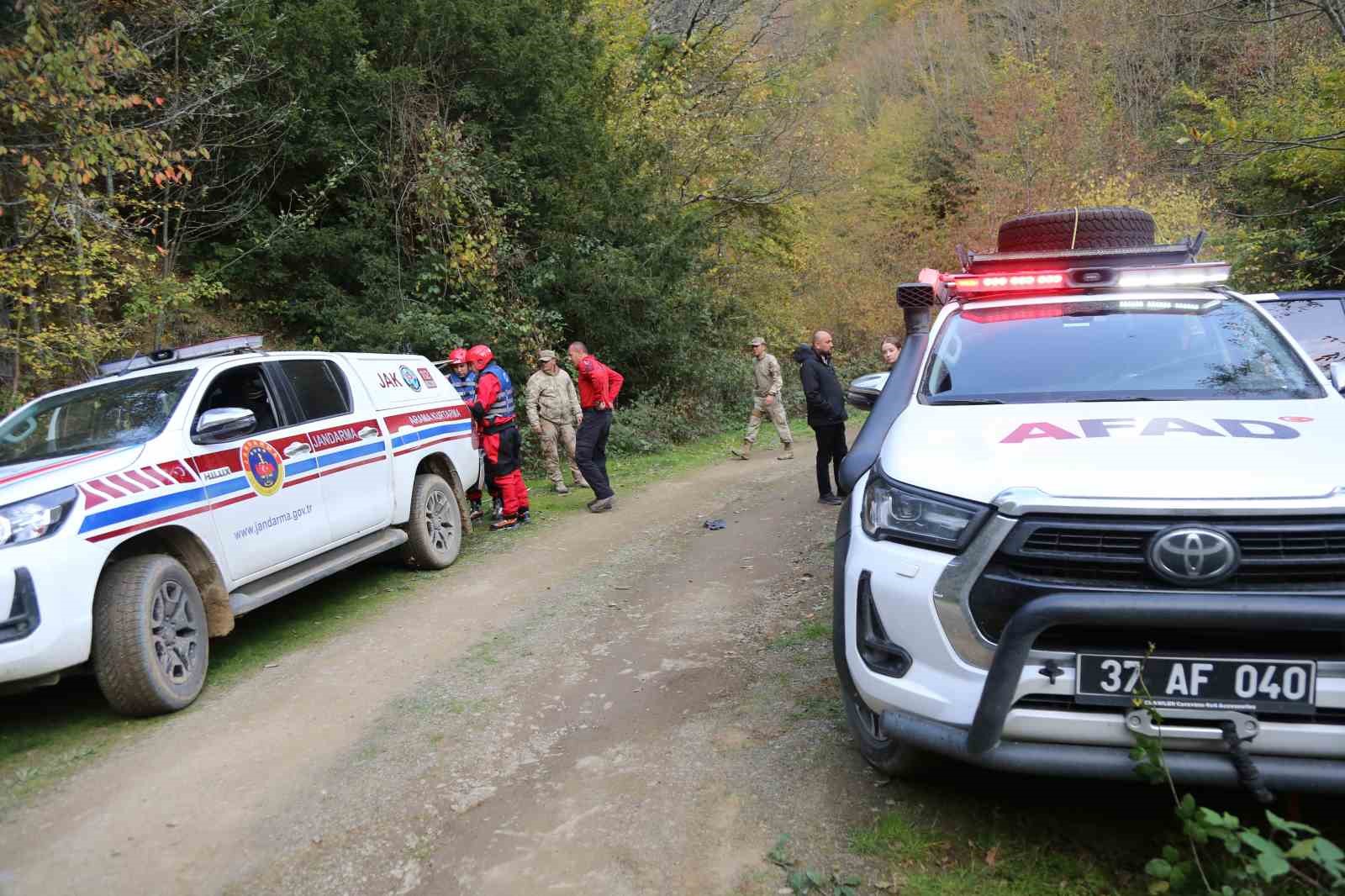 kayip anne ve oglunu arama calismalari devam ediyor 1 dTmbuOVa