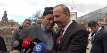 kayip-bas-arama-calismalarinda-acili-baba-vali-erine-sarilarak-gozyaslarina-boguldu-78wV47Db.jpg