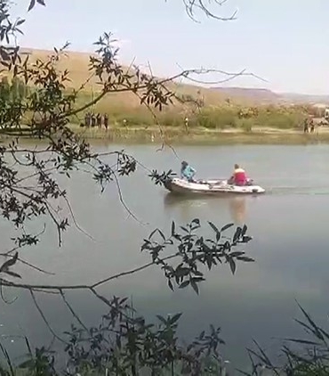 kayip-cocugu-arama-calismalari-ikinci-gununde-devam-ediyor-kCD2Cdua.jpg