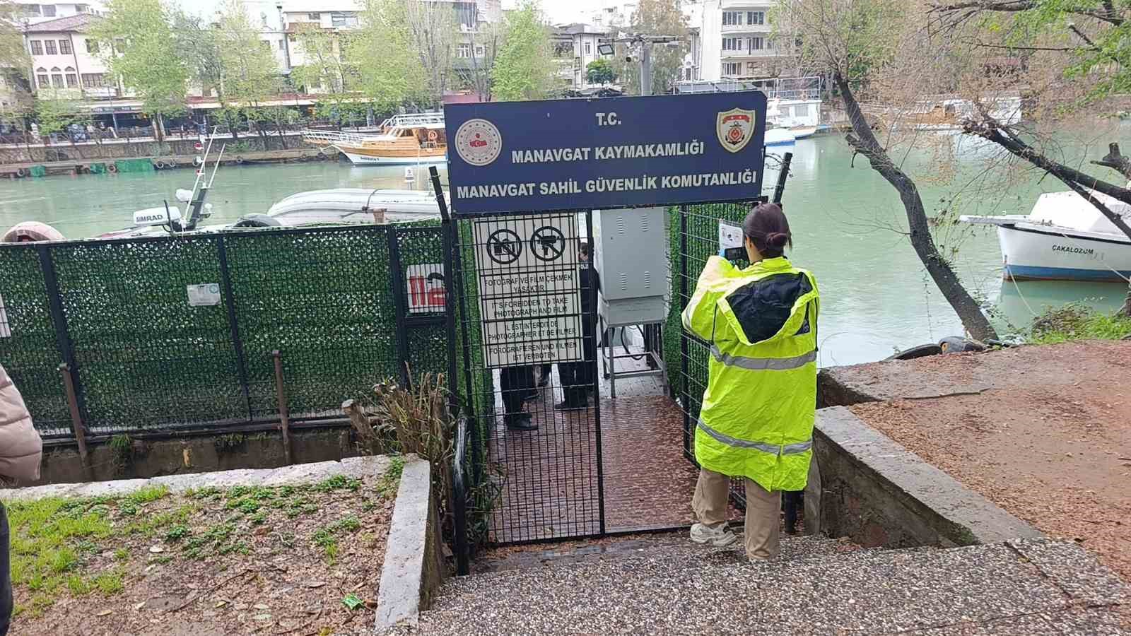 Kayıp olarak aranan 29 yaşındaki öğretmen adayının ırmakta cansız bedeni bulundu 7 kayip olarak aranan 29 yasindaki ogretmen adayinin irmakta cansiz bedeni bulundu 3 zvkKtaCn