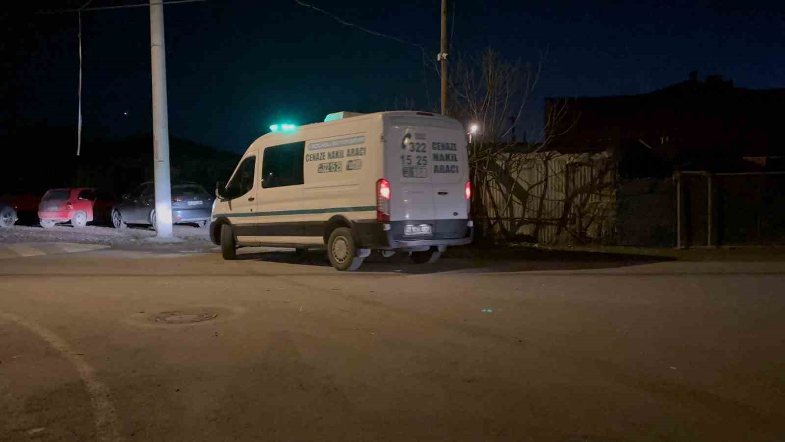 kayip olarak aranan eski muhtar varilin icinde olu bulundu 3 q9YuWp2e