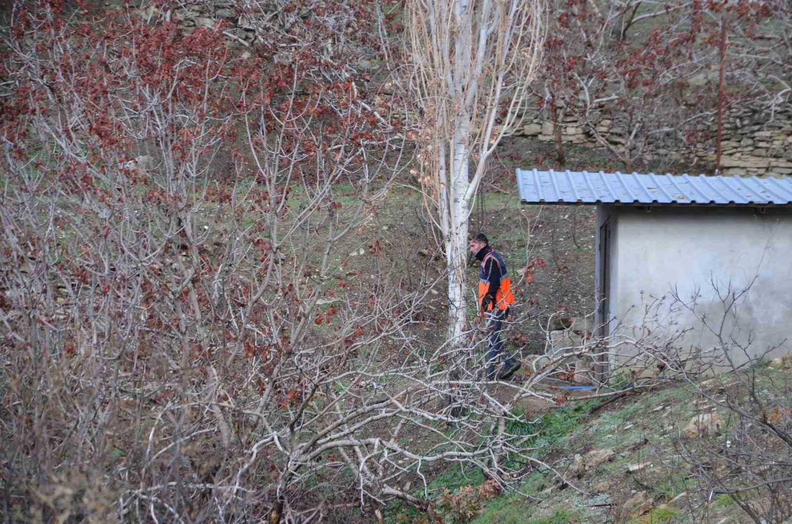 Kayıp olarak aranan kadın dere yatağında ölü bulundu 7 kayip olarak aranan kadin dere yataginda olu bulundu 3
