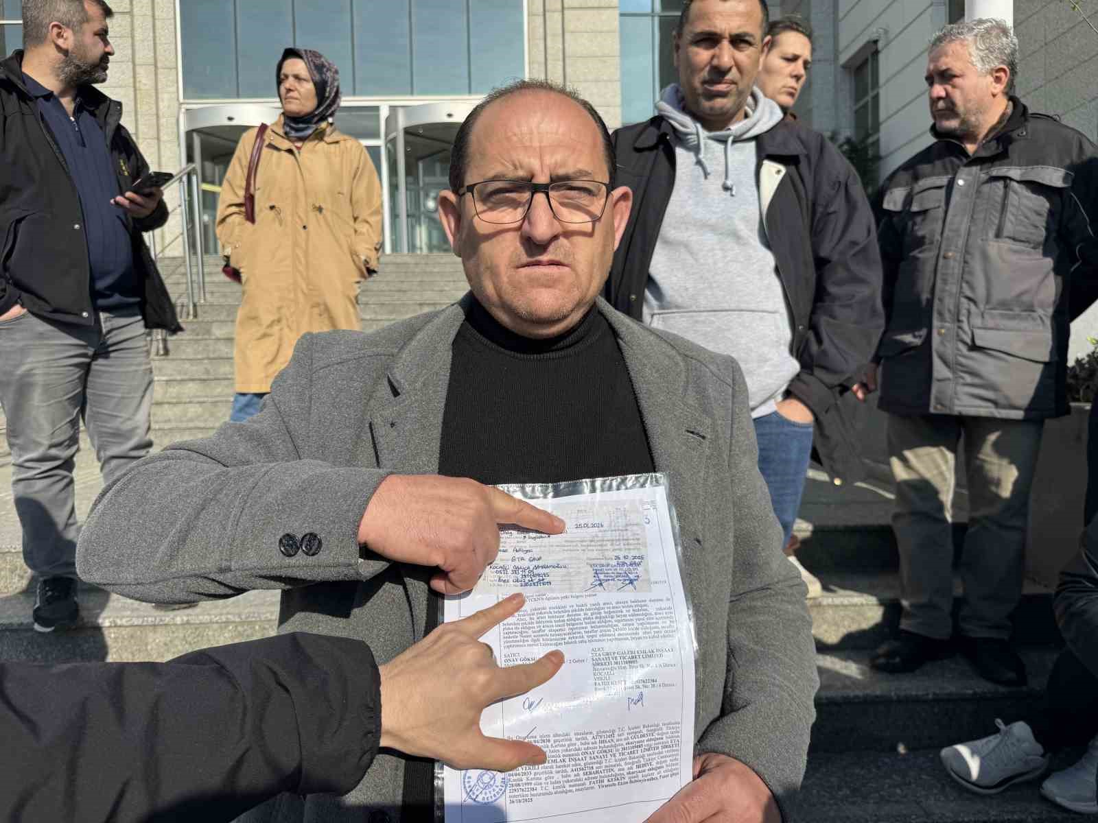 kayiplara karisan galericiden magdura teselli senin derdin 1 bizim 50 kendini uzme 3 HbpDUKaC