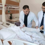 kayisi-agacindan-duserek-agir-yaralandi-25-saatlik-ameliyatla-sagligina-kavustu-kCI7CKPm.jpg