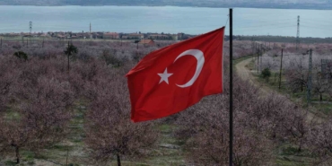 kayisi-bahceleri-beyaza-burundu-ortaya-essiz-manzaralar-cikti-L6bix4pY.jpg