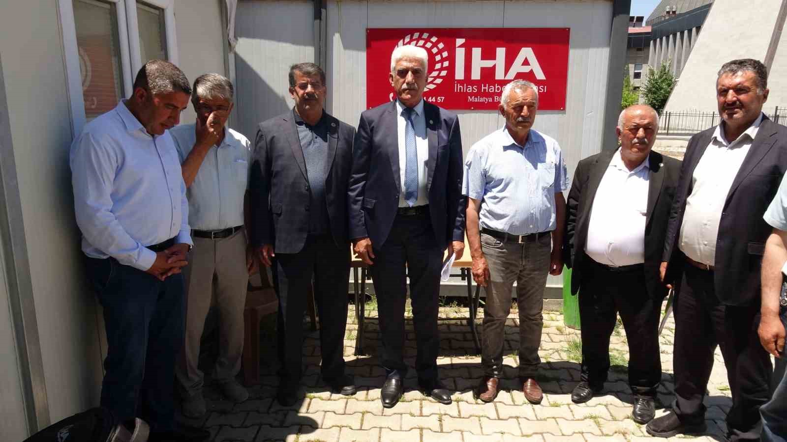 Kayısı hasadı öncesi tarım işçilerinin yevmiyesi açıklandı 4 kayisi hasadi oncesi tarim iscilerinin yevmiyesi aciklandi 0 m5edreT1