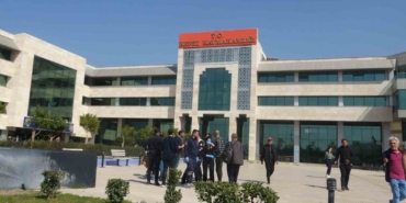 kaymakamlik-binasinda-ates-acarak-kendini-odaya-kilitleyen-sahis-teslim-oldu-yhcKYBeg.jpg