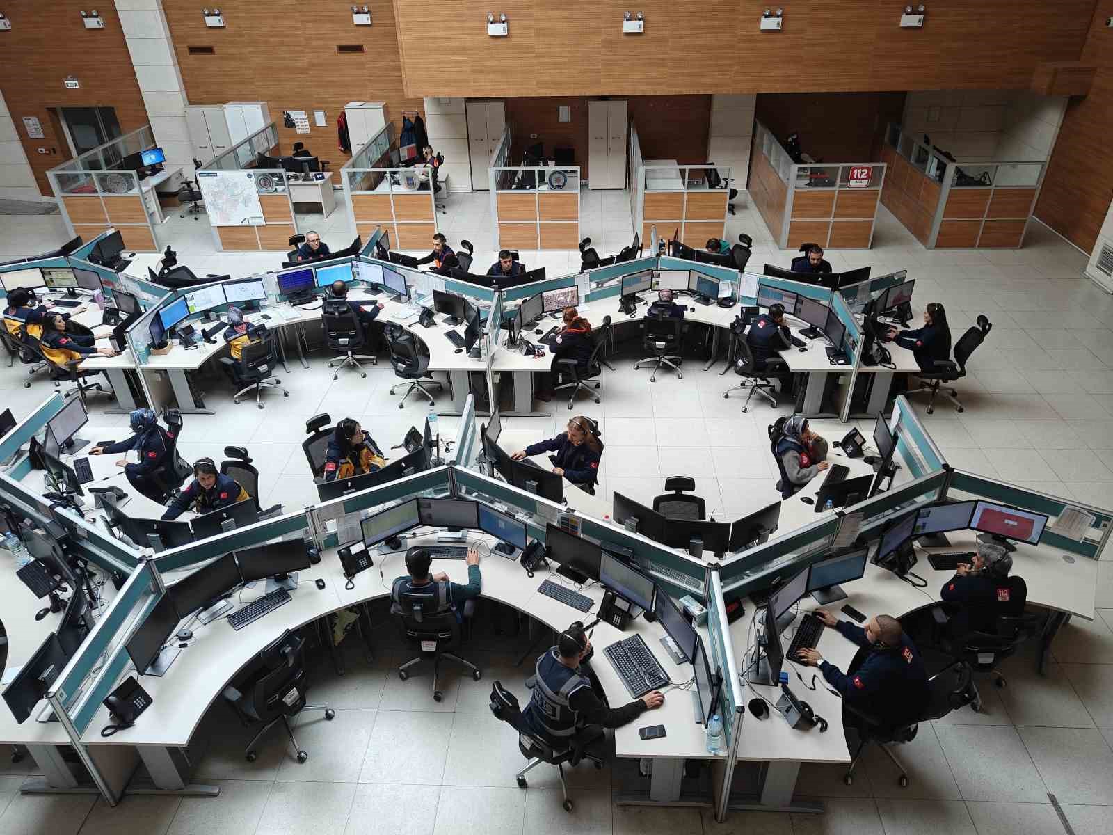 kayseri 112 acil cagri merkezi 2025te 1 milyon 500 bin cagriyi cevapladi 2 pjYGCbvv