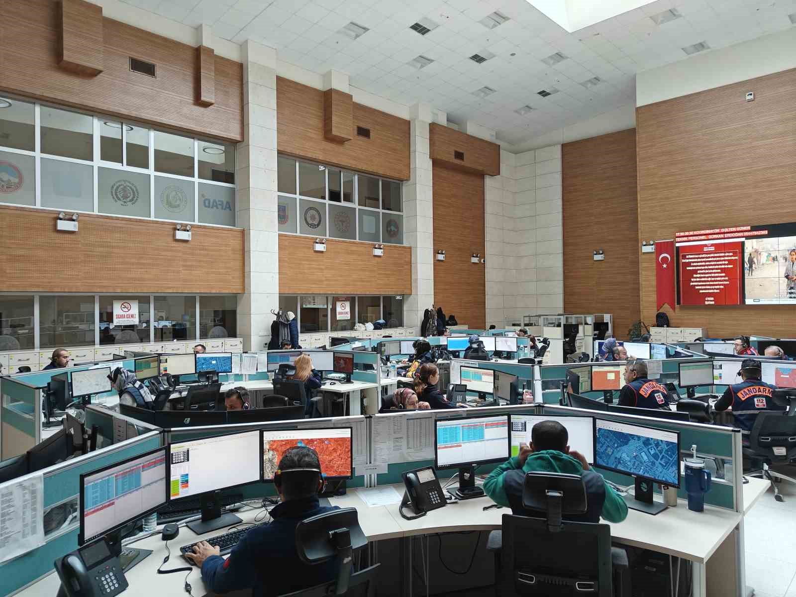 kayseri 112 acil cagri merkezi 2025te 1 milyon 500 bin cagriyi cevapladi 5 PzFMHBR7